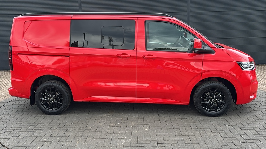 Volkswagen Transporter 2.0 Tdi 150 Commerce Pro Kombi Van 150 Ps FD75UUB Red #4
