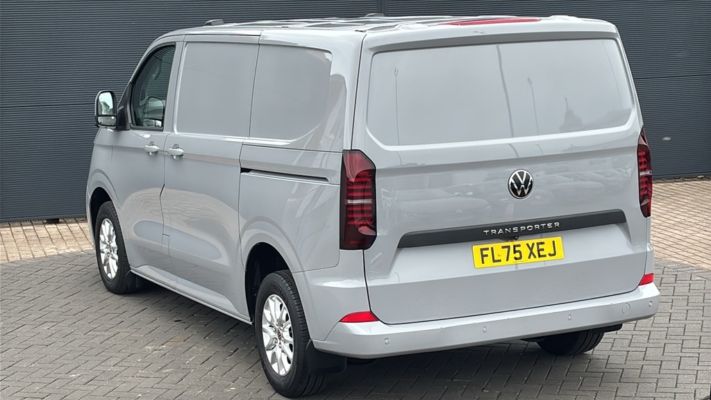 Volkswagen Transporter 2.0 Tdi 150 Commerce Pro Van 150 Ps FL75XEJ Grey #3