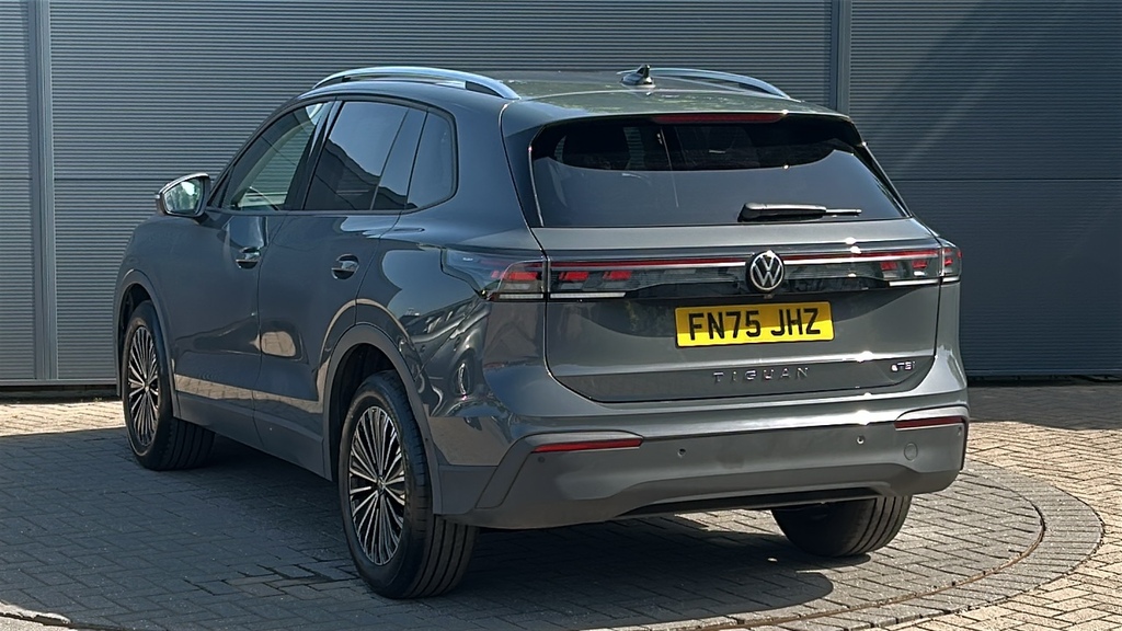 Volkswagen Tiguan 1.5 Etsi 150 Match Dsg 150 Ps FN75JHZ Grey #3