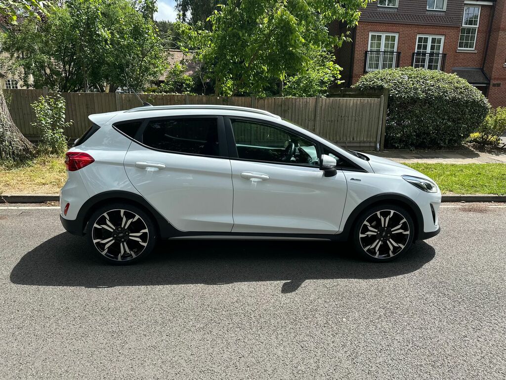 Ford Fiesta 1.0T Ecoboost Mhev Active X Edition Hatchback YS70EHD White #4