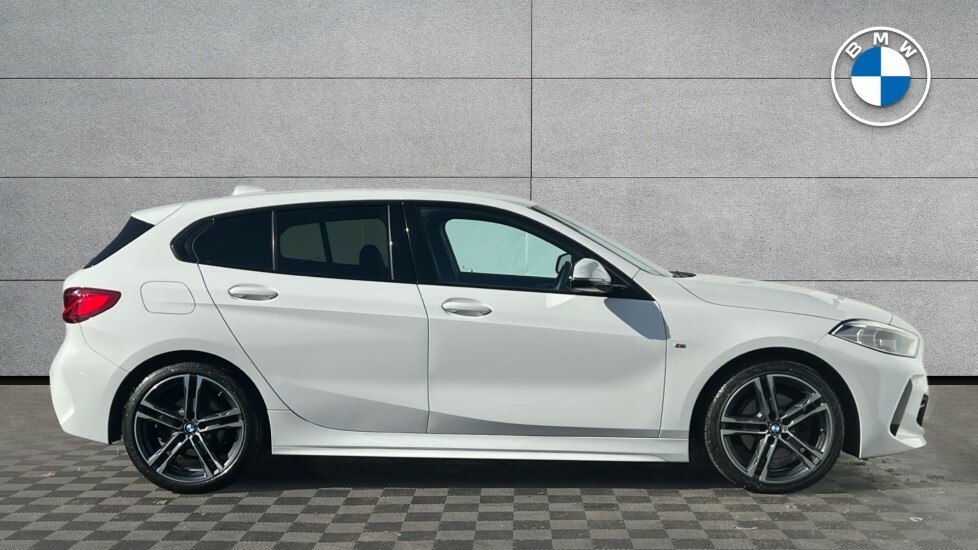 BMW 1 Series 118I M Sport RO70LVB White #5