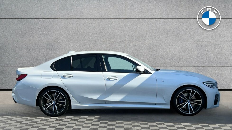BMW 3 Series 320I M Sport Saloon FY70XYW White #6