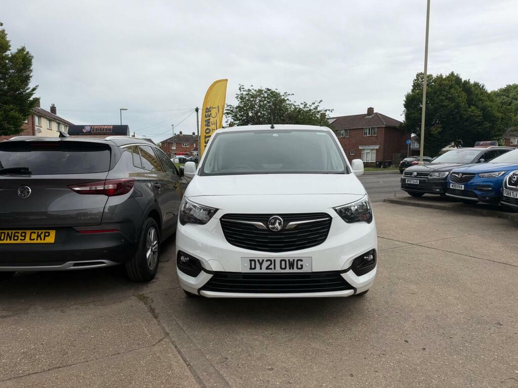 Vauxhall Combo 1.5 Turbo D 2300 Sportive L2 H1 Euro 6 DY21OWG White #2