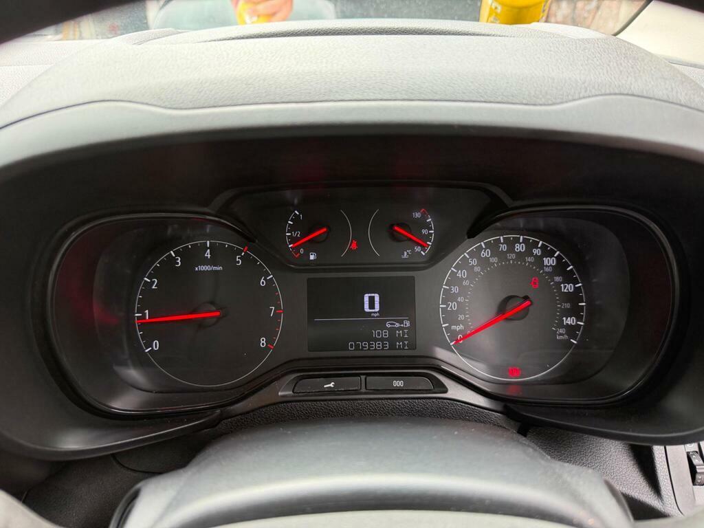 Vauxhall Combo 1.5L Dynamic White #16