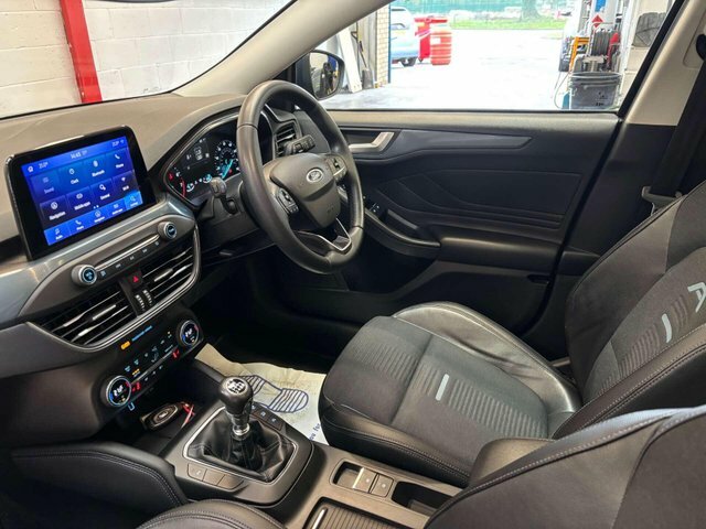 Ford Focus Focus Active X MM69SOC Blue #3