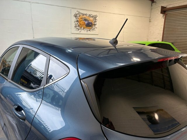 Ford Fiesta 1.0T Ecoboost Titanium Hatchback EK68FKH Blue #3