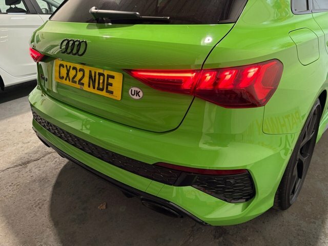 Audi RS3 2.5 Tfsi Carbon Black Sportback S Troni CX22NDE Green #4