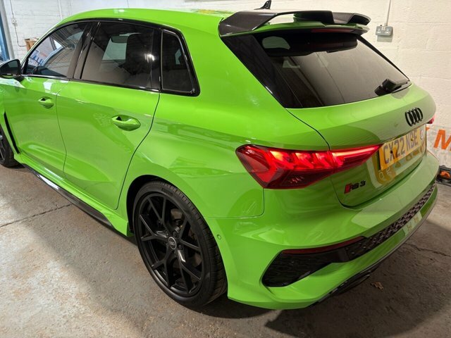 Audi RS3 2.5 Tfsi Carbon Black Sportback S Troni CX22NDE Green #3