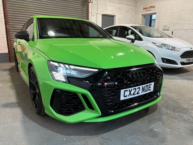 Audi RS3 2.5 Tfsi Carbon Black Sportback S Troni CX22NDE Green #2