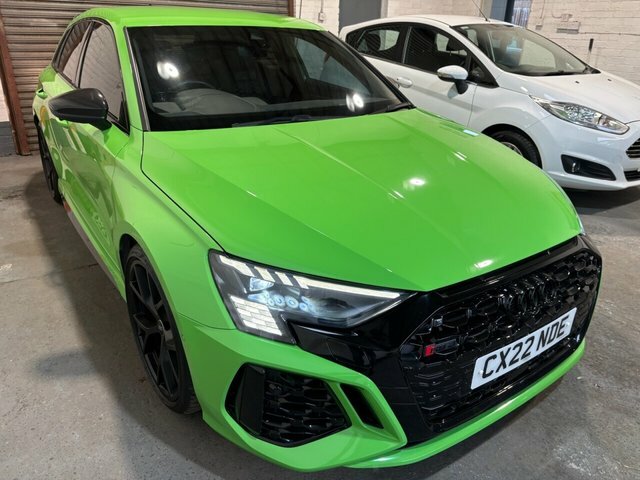 Audi RS3 2.5 Tfsi Carbon Black Sportback S Troni CX22NDE Green #6