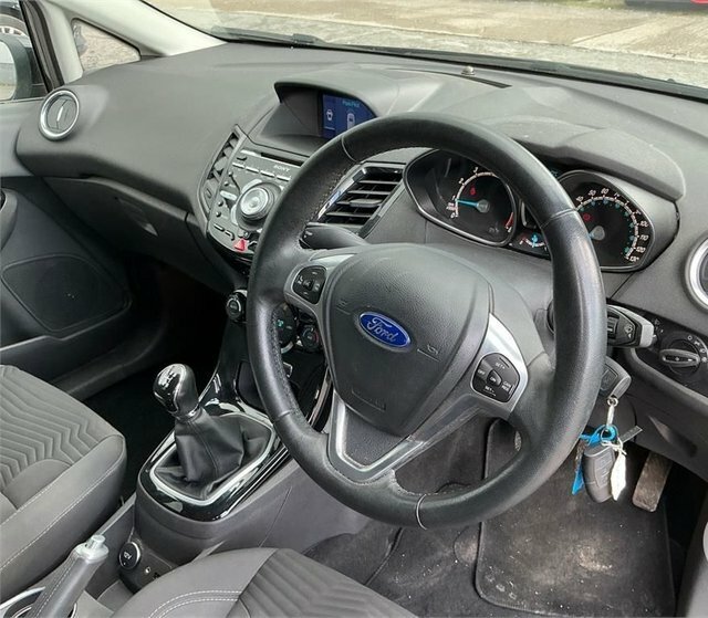 Ford Fiesta 1.0T Ecoboost Titanium Hatchback MK64ZNH Black #5