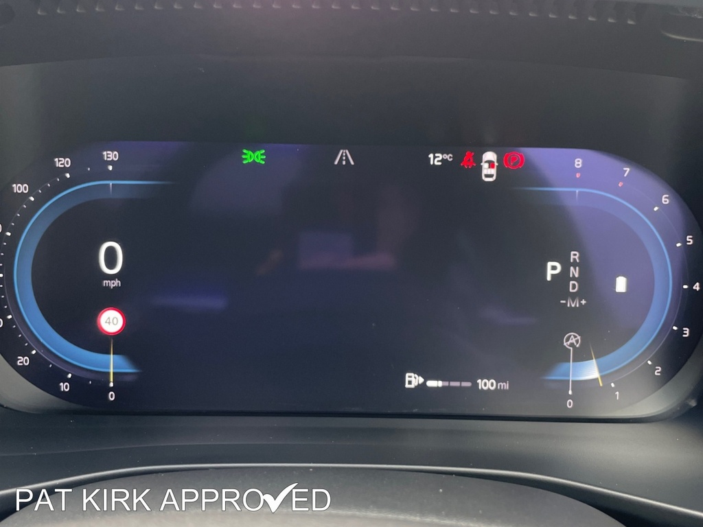 Volvo XC40 2.0 B4p Ultimate Dark BVZ1614 Black #4