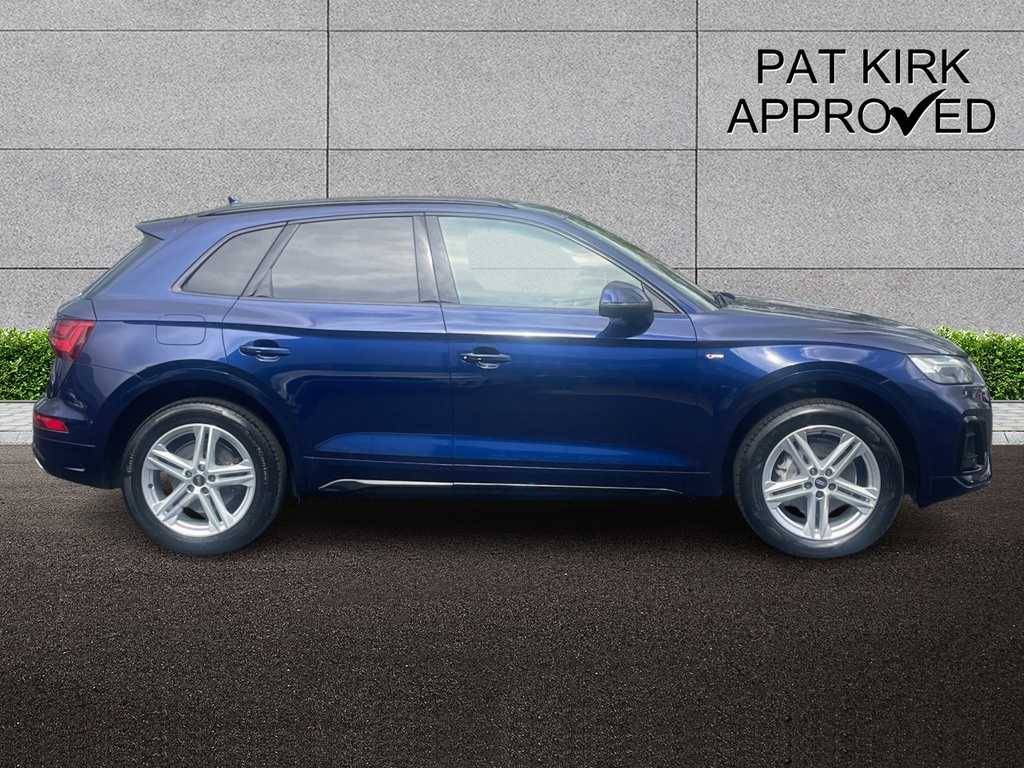 Audi Q5 40 Tdi Quattro S Line S Tronic Cs LV22XPN Blue #3