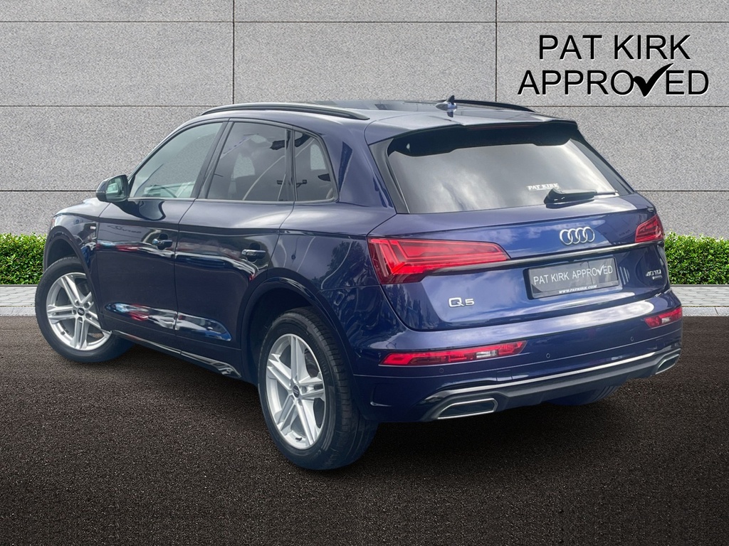 Audi Q5 40 Tdi Quattro S Line S Tronic Cs LV22XPN Blue #2