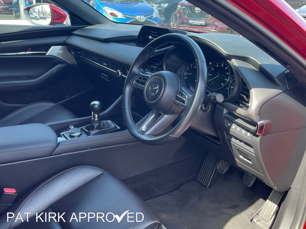 Mazda 3 2.0 E-skyactiv G Mhev Gt Sport Tech YHZ7422 Red #4