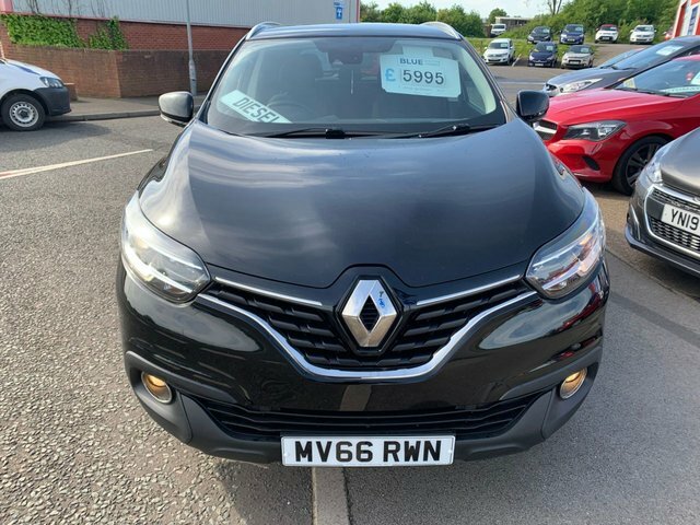 Renault Kadjar 2016 1.5 Dci Dynamique Nav Suv E MV66RWN Black #2