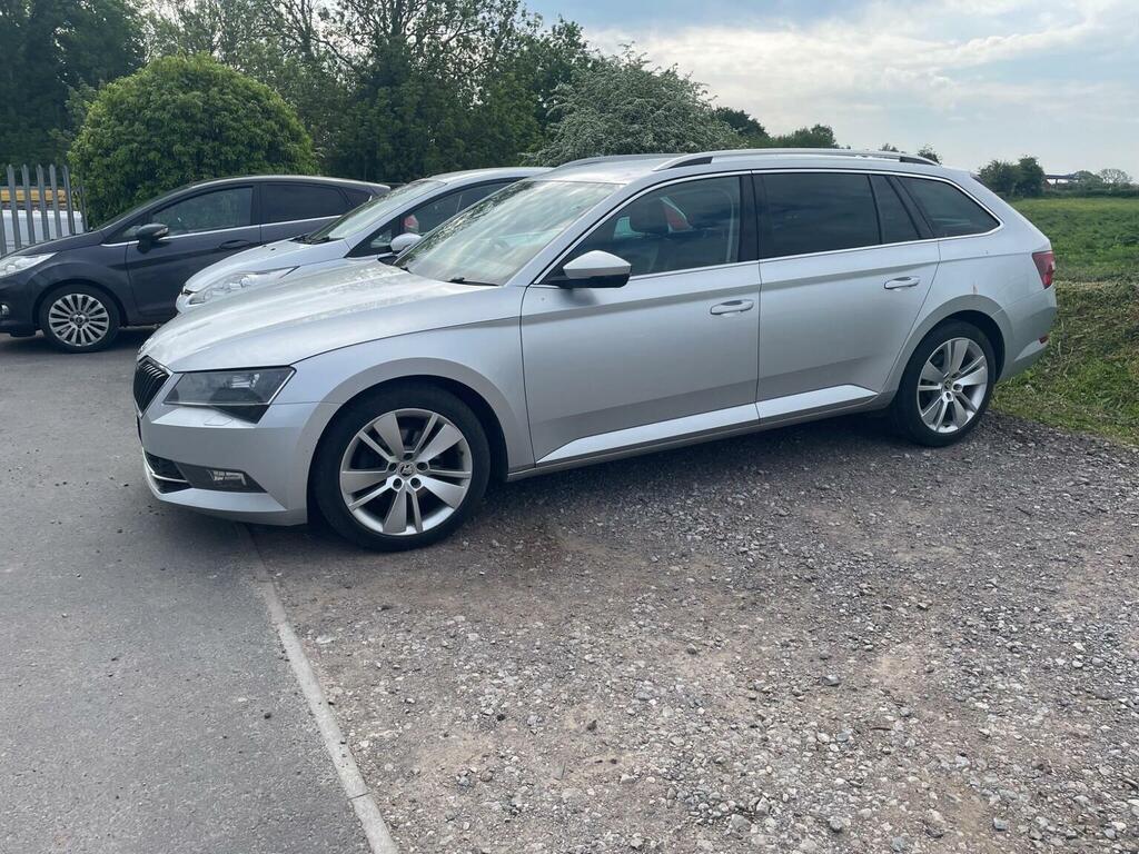 Skoda Superb 2.0 Tdi Se L Executive Euro 6 Ss Silver