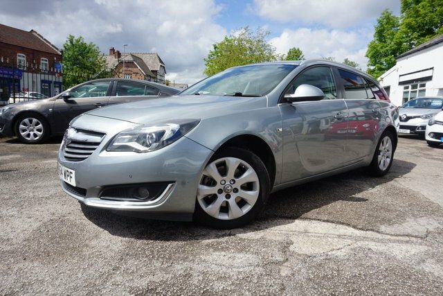 Vauxhall Insignia 2.0 Cdti Ecoflex Sri Nav Sports Tourer Silver