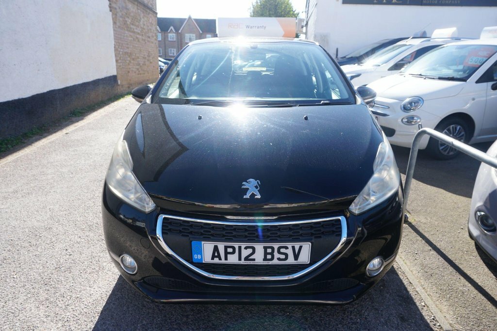Peugeot 208 1.4 Hdi Active Euro 5 AP12BSV Black #2