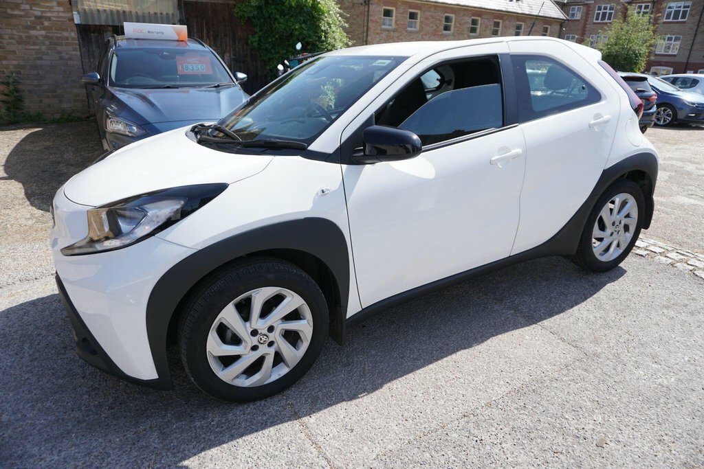 Toyota Aygo X 1.0 Vvt-i Pure X-shift Euro 6 Ss EX74NGJ White #6