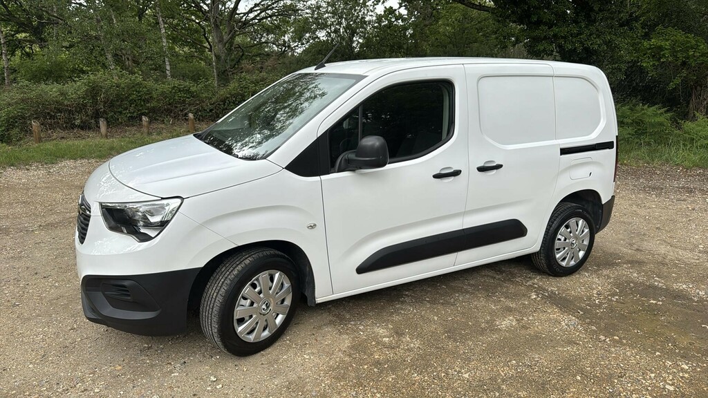 Vauxhall Combo 1.5 Turbo D 2300 Edition Panel Van Manu GY70MVH  #6