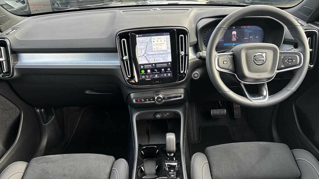 Volvo XC40 Plus, B4 Mild Hybrid, Dark BL75USS Black #5