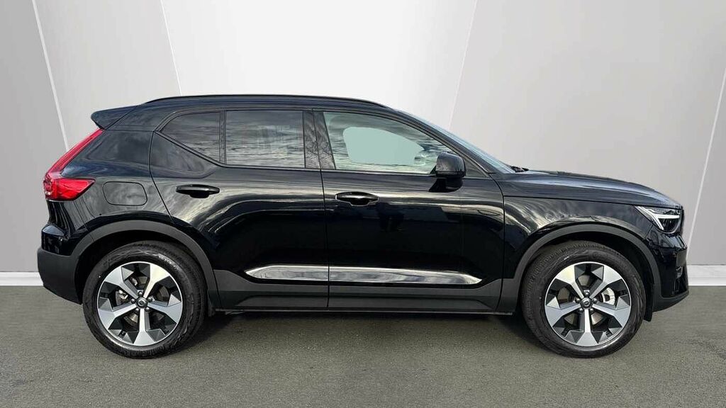 Volvo XC40 Plus, B4 Mild Hybrid, Dark BL75USS Black #3