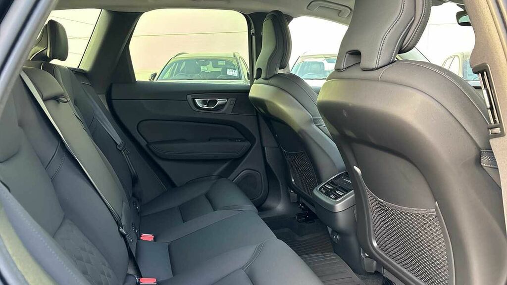Volvo XC60 Plus, B5 Awd Mild Hybrid, Dark BG75ARX Black #6