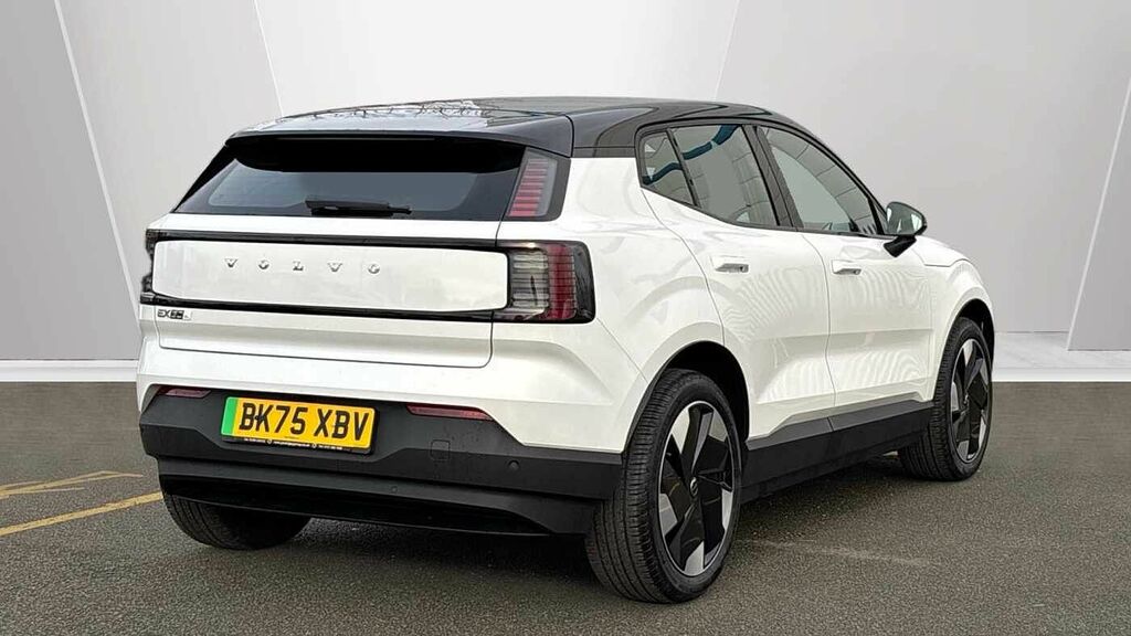 Volvo EX30 Plus, Twin Motor Performance, BK75XBV White #2