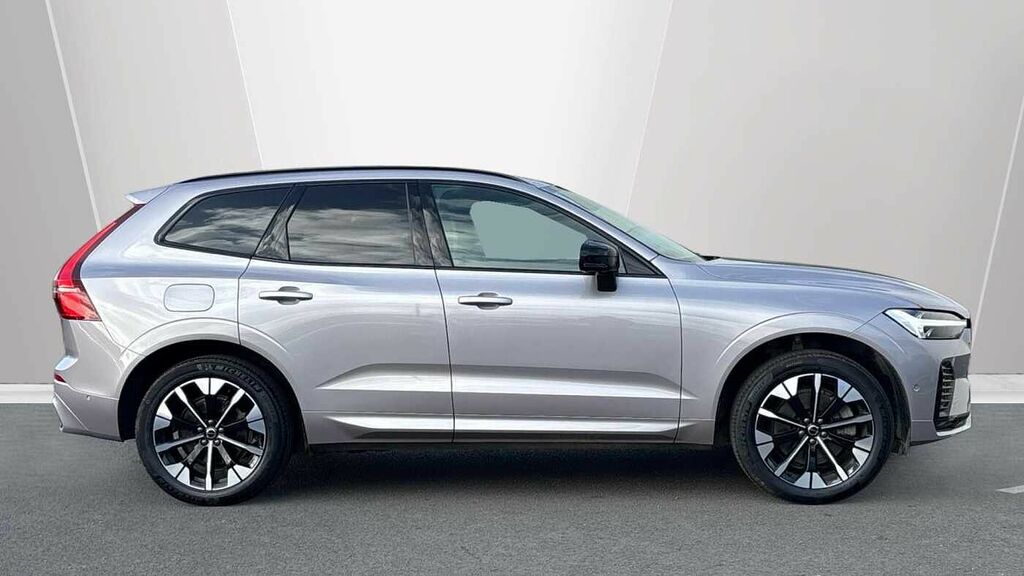 Volvo XC60 Plus, B5 Awd Mild Hybrid, Dark OY75WVT Silver #3