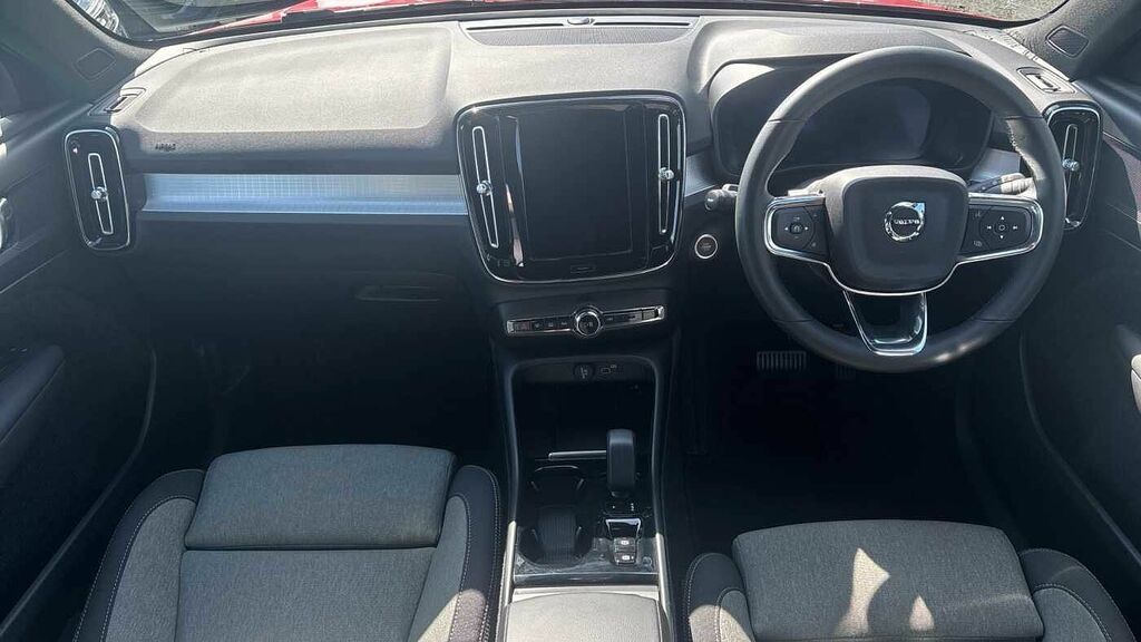 Volvo XC40 Plus, B4 Awd Mild Hybrid, Dark CA72SYH Red #5