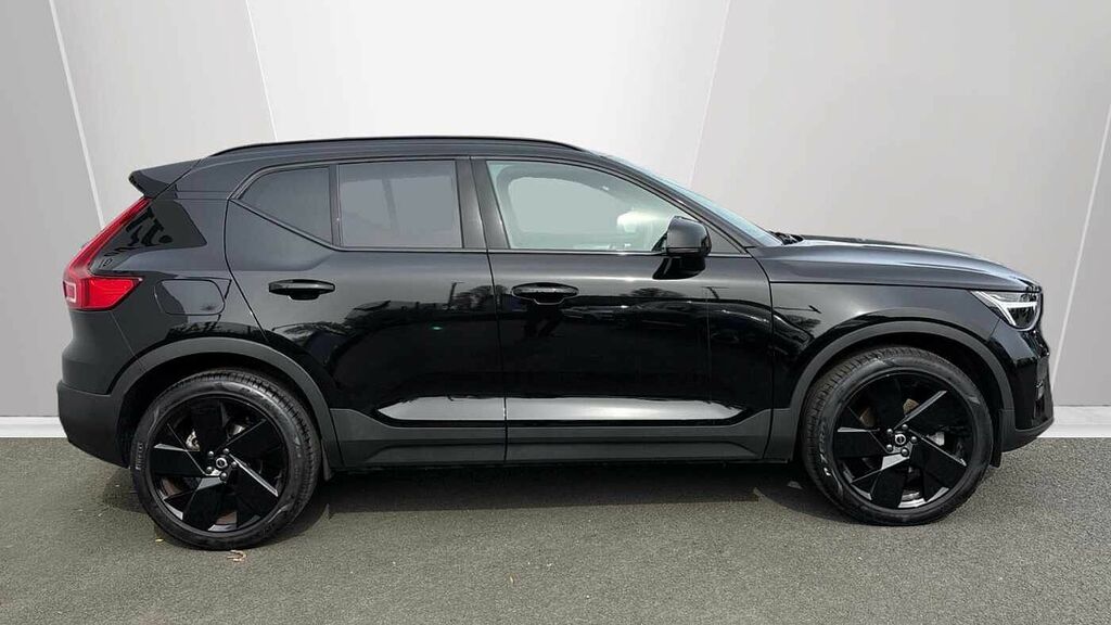 Volvo XC40 Black Edition Plus, B3 Mild Hybrid, BC25HTJ Black #3