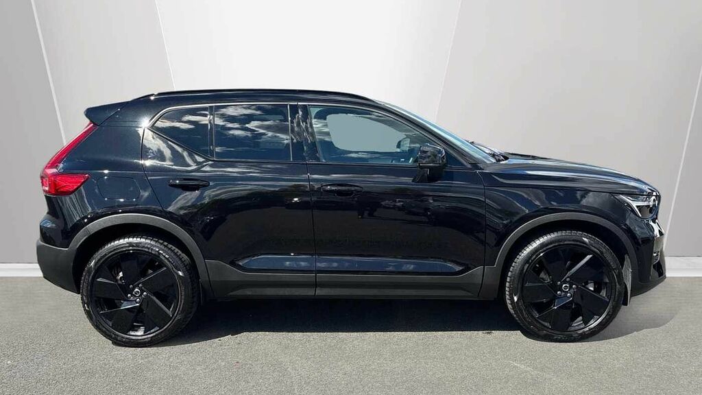Volvo XC40 Black Edition Plus, B3 Mild Hybrid, BC25HXN Black #3