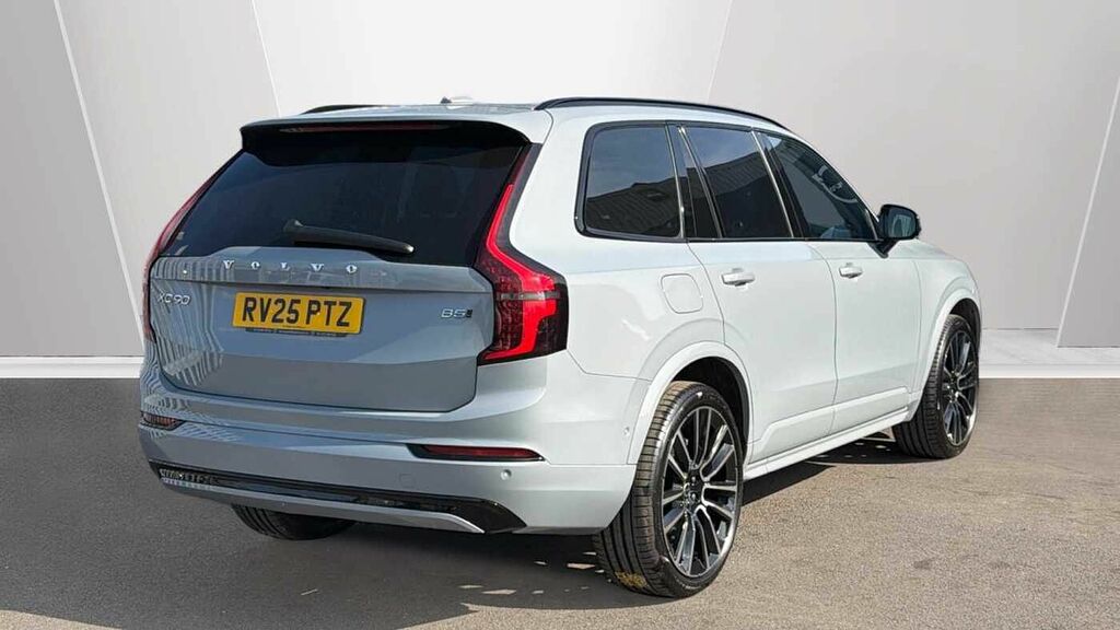 Volvo XC90 B5 247Bhp Ultra Dark Awd Mild Hybrid - Front Ma RV25PTZ Grey #2