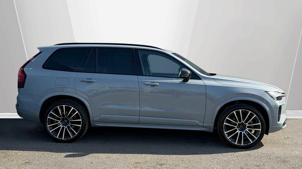Volvo XC90 B5 247Bhp Ultra Dark Awd Mild Hybrid - Front Ma RV25PTZ Grey #3