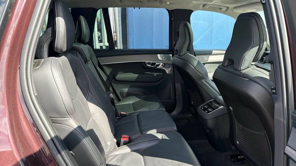 Volvo XC90 B5 247Bhp Ultra Dark Awd Mild Hybrid - Front Ma RE25LTN Red #6