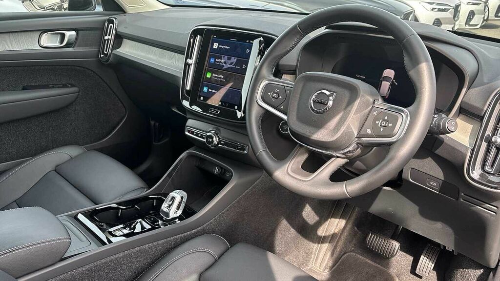 Volvo XC40 Plus, B3 Mild Hybrid, Dark BN25EPC Silver #4