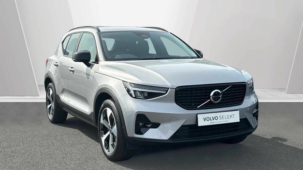 Volvo XC40 Plus, B3 Mild Hybrid, Dark Silver