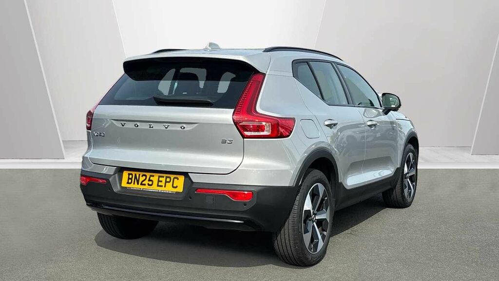 Volvo XC40 Plus, B3 Mild Hybrid, Dark BN25EPC Silver #2