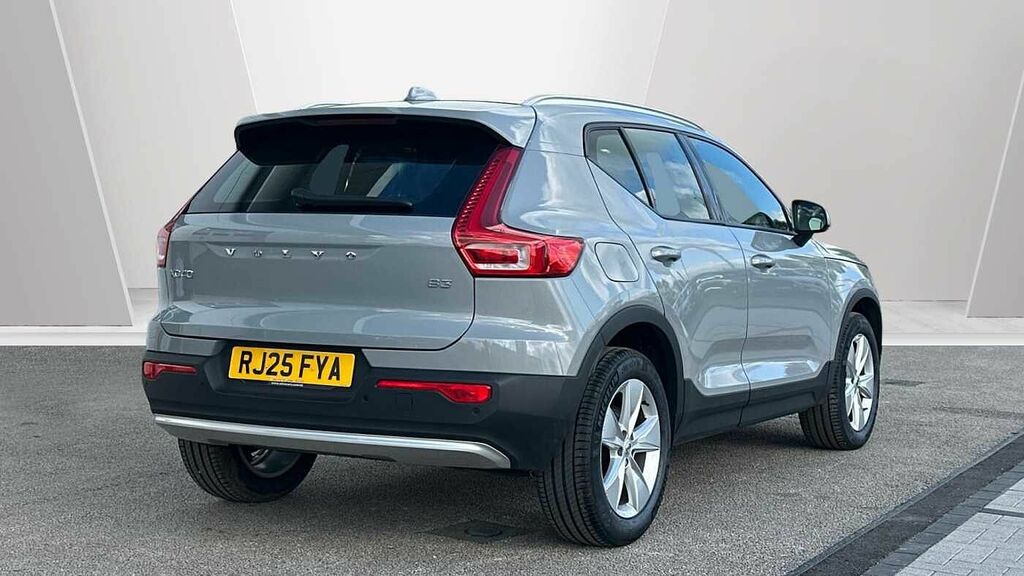 Volvo XC40 Core, B3 Mild Hybrid, RJ25FYA Grey #2