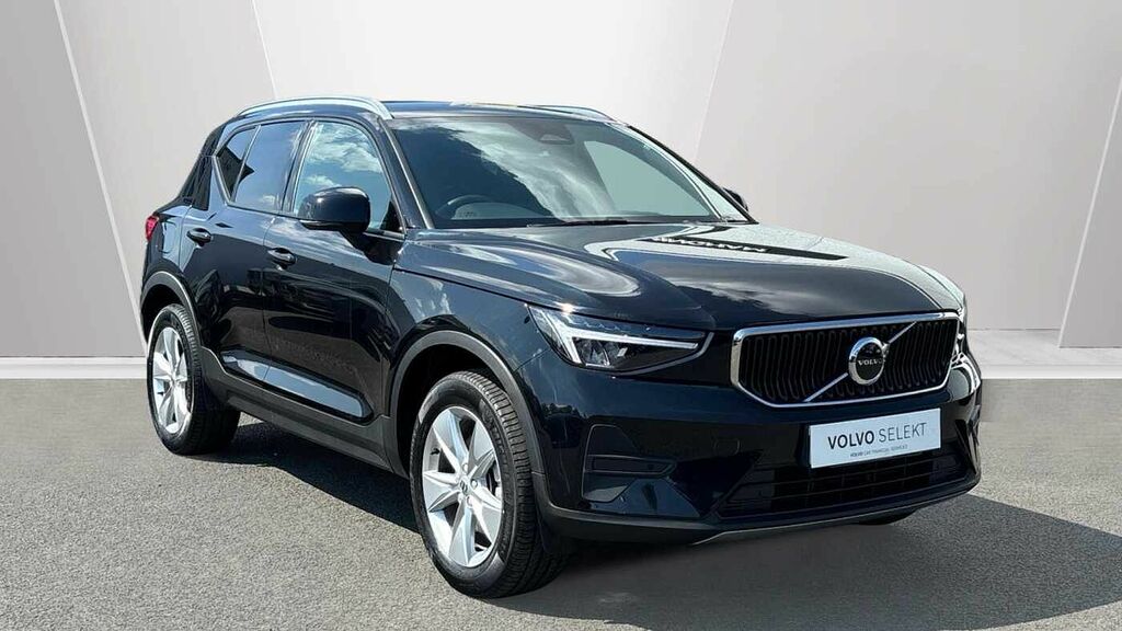 Volvo XC40 Core, B3 Mild Hybrid, Black
