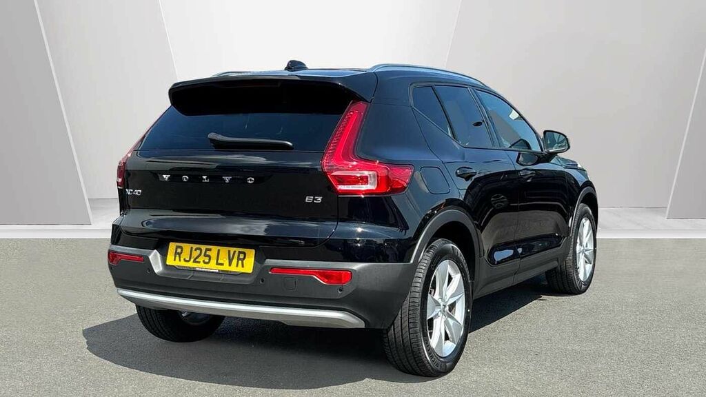 Volvo XC40 Core, B3 Mild Hybrid, RJ25LVR Black #2