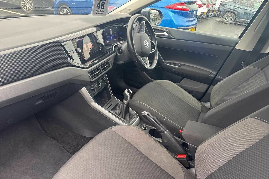 Volkswagen Taigo 1.0 Tsi Life LL22WZA Grey #2