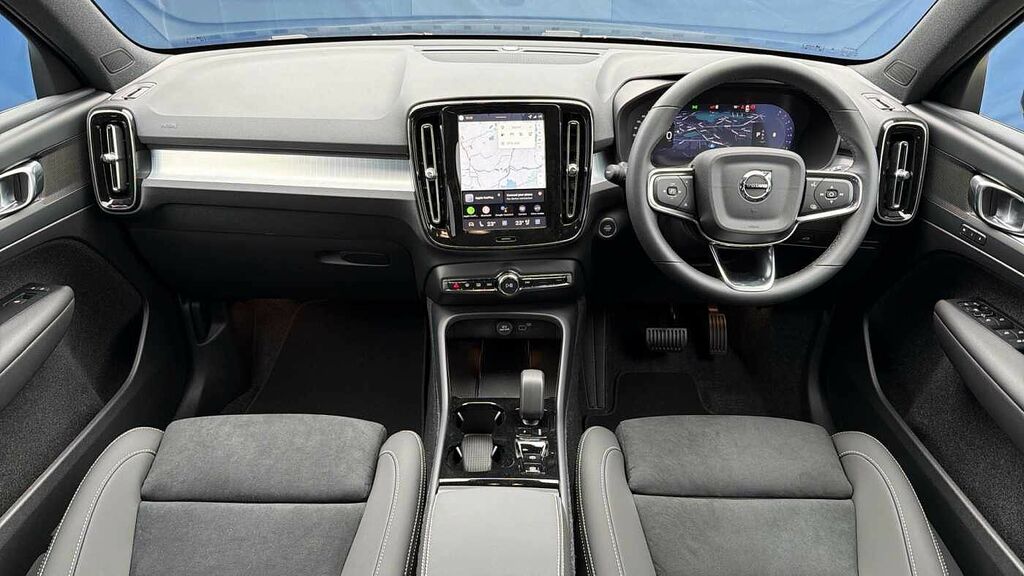Volvo XC40 B3 161Bhp Black Edition Plus Mild Hybrid - Rear BD26EKU Black #5