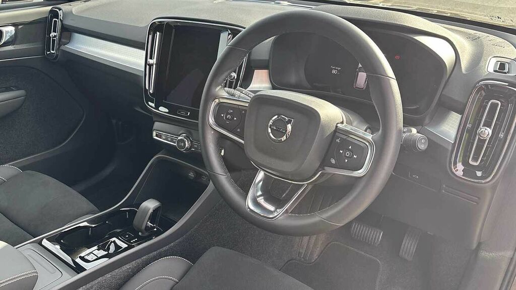 Volvo XC40 Black Edition Plus, B3 Mild Hybrid, BC25HXW Black #4