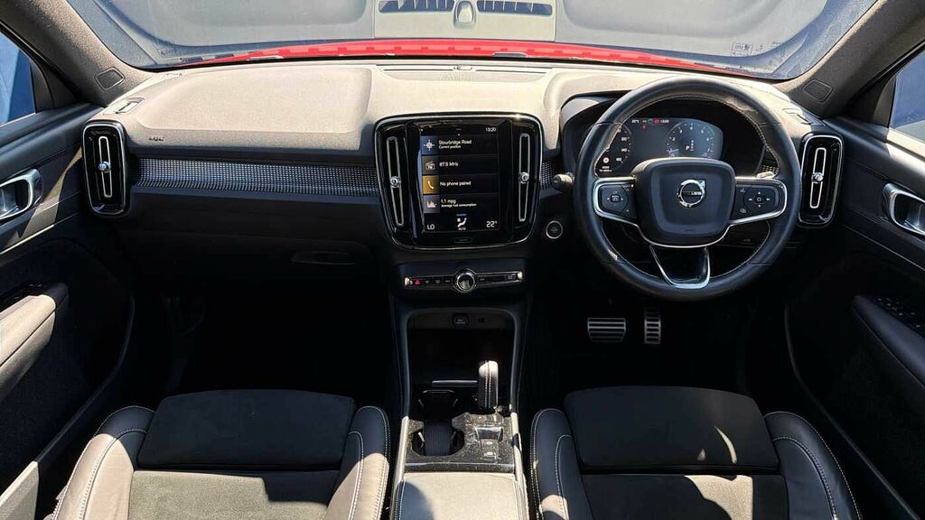 Volvo XC40 T3 161Bhp R-design - Cruise Control BR21WWT Red #5