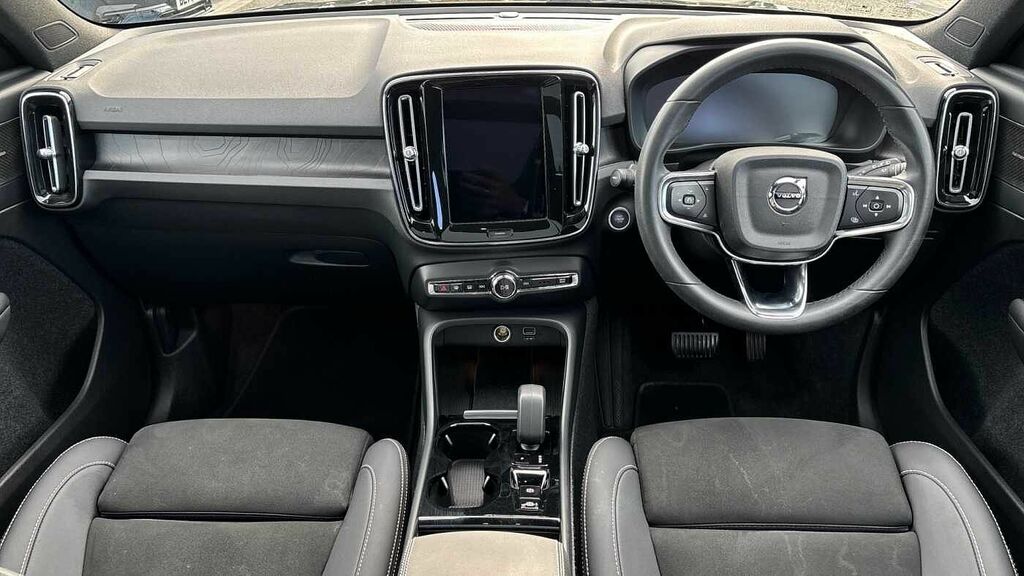 Volvo XC40 Recharge Ultimate, T5 Plug-in Hybrid, YM72OOD Black #5