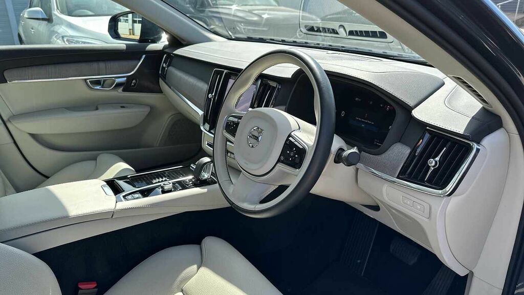 Volvo S90 Ultimate Black #4