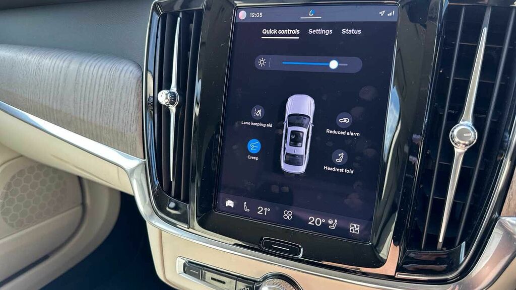 Volvo S90 Ultimate Black #45