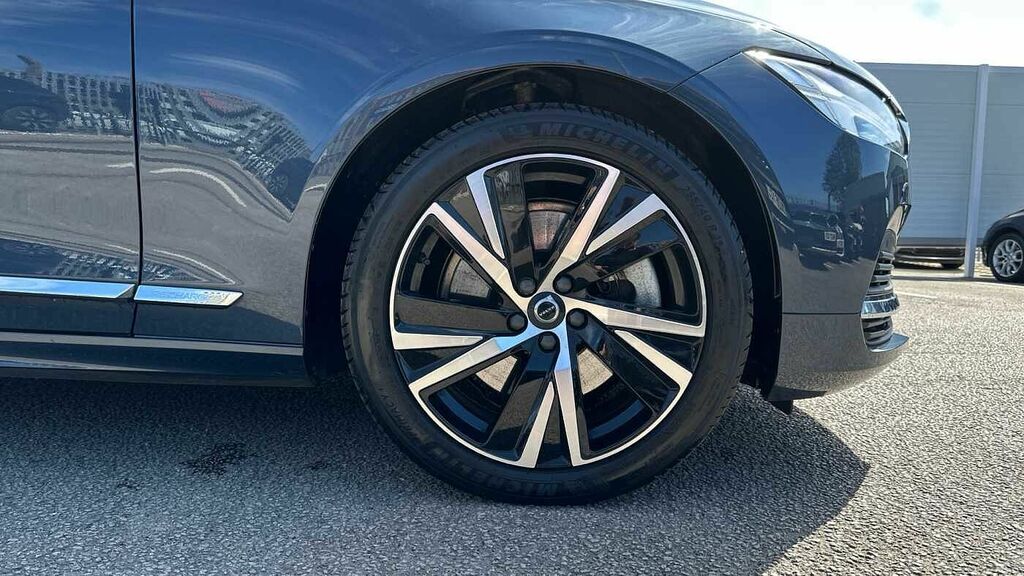 Volvo S90 Ultimate Black #9